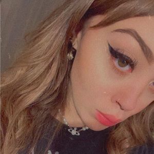 Meet your Posher, Savanah